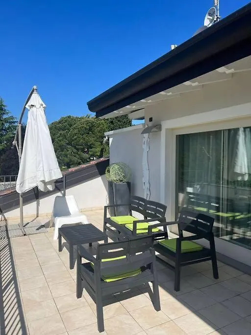 Villa Paradise Esmate